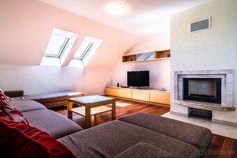 Na predaj veľký 3-izbový apartmán s krbom, Tatranská Lomnica - 15