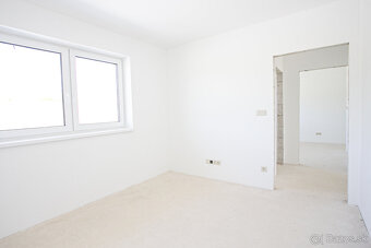 IBA U NÁS Na predaj výnimočný RD s úžit. 114m2 a poz. 517m2 - 15