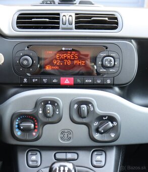 Fiat Panda Cross 1.2 Fire 70 Waze - 15