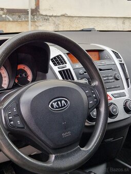 Kia Ceed Combi 1.4 77kW – po veľkom servise, STK 3/27 ✅ - 15