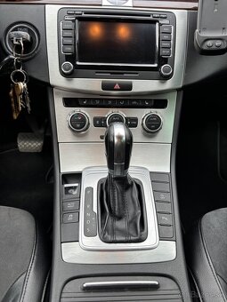 Volkswagen Passat 2.0 TDI, 130 kW, Highline DSG - 15
