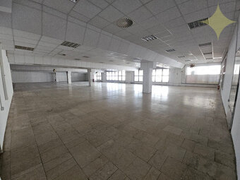 INVESTIČNÁ PRÍLEŽITOSŤ/ PRIEVIDZA, Obchodný (Bytový?) DOM    - 15