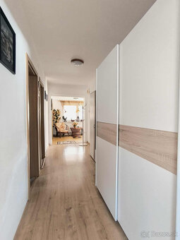 ‼️RODINNÝ DOM - S KRÁSNYM POZEMKOM NA PREDAJ, BYSTRIČANY - - 15