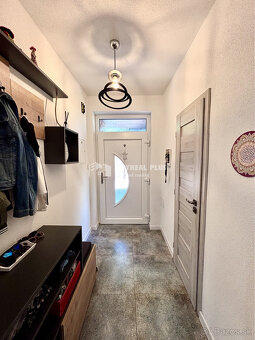 Ponúkame Vám na predaj moderne zrekonštruovaný poschodový ro - 15