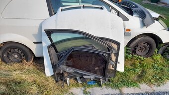 AUDI A4 2,5 TDI - AUDI A3 1,6 Benzín - 15