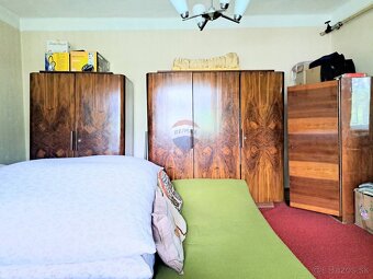 Na predaj dom s veľkým ovocným sadom v obci Uhorské - 15