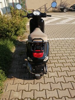 Piaggio Vespa 125 LX - 15