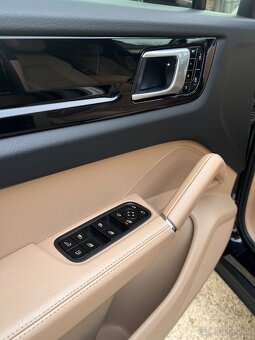Porsche Cayenne E-Hybrid 4x4 - 15