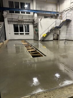 Priemyselne podlahy , metlickovy beton, lesteny beton - 15
