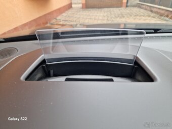 FORD Focus Kombi 2.3 ST X manuál - 15