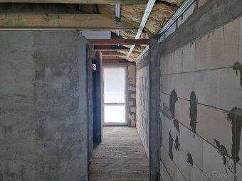 Rodinný dom s polyfunkčným objektom v Lučenci – časť Opatová - 15