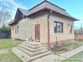 Pôvodný rozostavaný dom v kľudnej uličke v obci Gbelce - 15