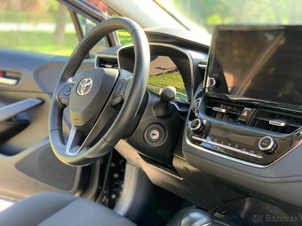 TOYOTA COROLLA 1.5 AT 10/2022 (záruka 5 rokov) - 15