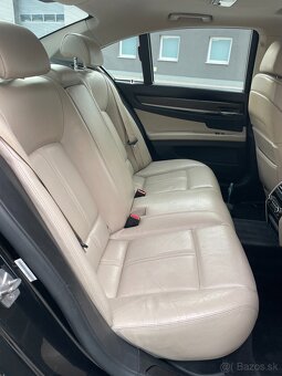 BMW 740XD F01 - 15
