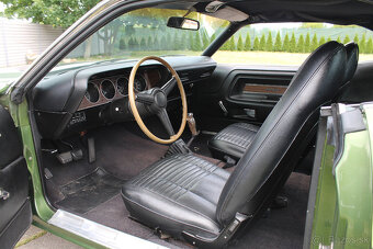 1970 Dodge Challenger R/T SE 383 V8, manuál - 15