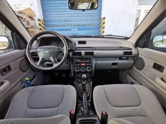 Land Rover Freelander 2.0 - 15