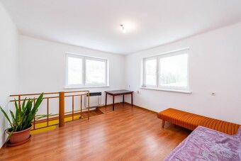 Exkluzívne ponúkame na predaj domček v obci Výškovce - 15