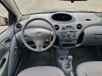 Toyota Yaris 1,0 vvti 50kw - 15