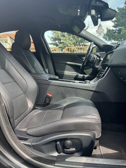 Jaguar XE 2.0D 132kw automat R-Sport - 15