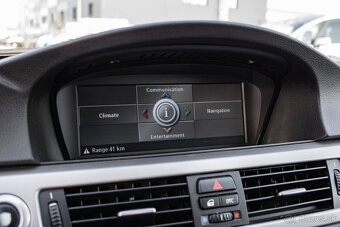 BMW 320 i E90 - AJ NA SPLÁTKY - 15