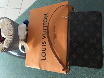 LOUIS VUITTON originál monogram canvas kabelka - 15