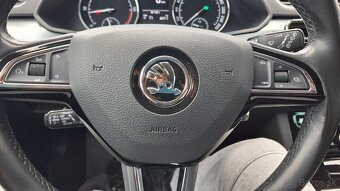 Škoda Superb Combi 2.0 TDI Ambition DSG - 15