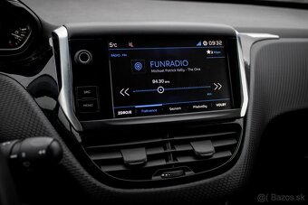 Peugeot 208 1.2 PureTech Style - 15