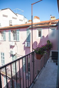 V centru Nice, Francie čeká na vás exkluzivní apartmán 4+1 - 15