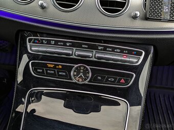 Mercedes-Benz E trieda Kombi 400 4MATIC 3.5 V6 AMG Line - 15