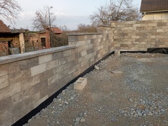 Pokládka zámkovej dlažby - 15