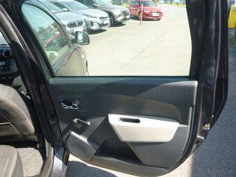 Dacia Lodgy 1,6i 2013 - 15