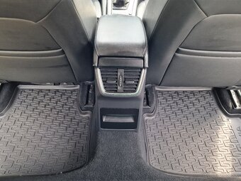 Škoda Octavia III 1.6 TDi 110k Style M5 (diesel) kup. SR - 15