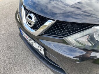 Nissan Qashqai 1.5 dCi 81kw Tekna 2015 6r.manuál - 15