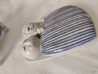 Porcelánová dóza na bonbóny,cibulák, Dubí, limitka - 15