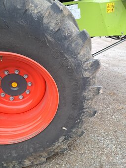 Kombajn CLAAS TRION 660 - 15