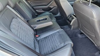 Volkswagen Passat Variant 2.0 TDI BMT Business Highline - 15