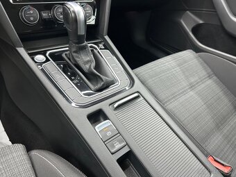 Passat Variant (Combi) 2,0 TDI EVO Business 110kW Top stav - 15