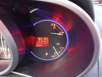 Mazda CX-7 2.2D rv.2011 kúpená v SR - 15