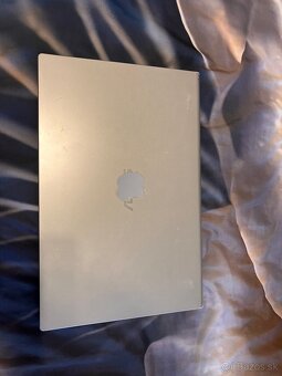 Asus Vivobook X415 - 15