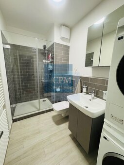 Ponúkam na prenájom 2-izbový byt v projekte  Urban residence - 15