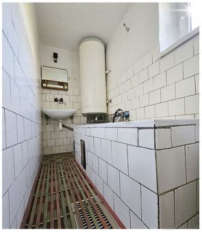 RODINNÝ DOM / HIADEĽ / okres BB / pozemok 837 m2 / DOHODA - 15