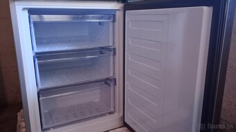Predám zanovnú chladničku Zn. Beko - 15