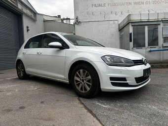 VW GOLF 7  1,2 TSI 63KW MANUÁL ROK 2013 - 15