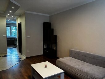 Zariadený dvojizbový byt - 15