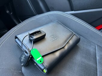 Kia Sportage 1.7 CRDi 2WD STK do 7/2027 171.000 km - 15