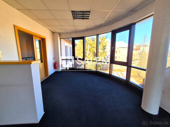 Administratívna budova v centre Banskej Bystrice - 15