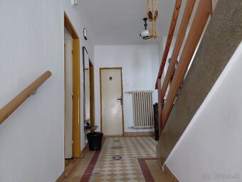 Rodinný dom Bojice,garáž, 958 m2 - 15