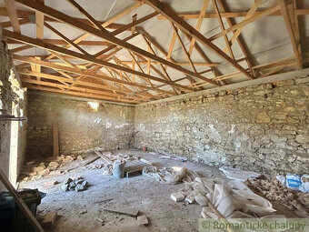 Dom v rekonštrukcii v obci Gemerská Panica - 15