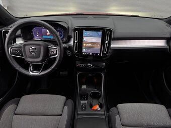 Volvo XC40 2.0 B3 mHEV Core A/T - 15