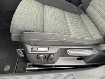 Volkswagen Passat Variant 2.0 TDI EVO Business DSG - 15